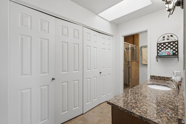 3006 W ROBINWOOD DR, Taylorsville, UT 84129