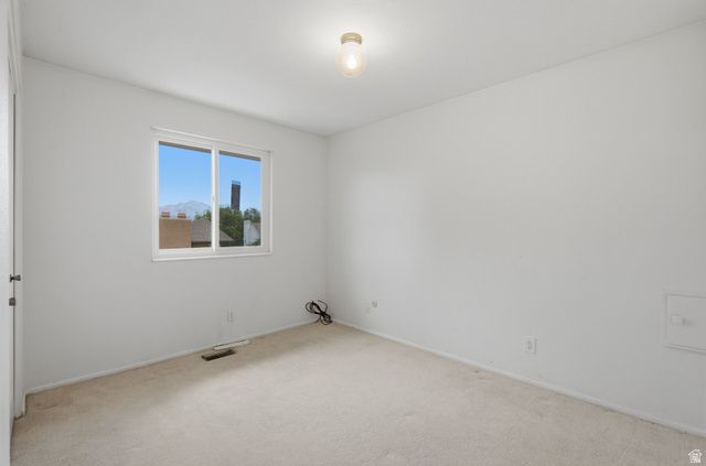 3006 W ROBINWOOD DR, Taylorsville, UT 84129