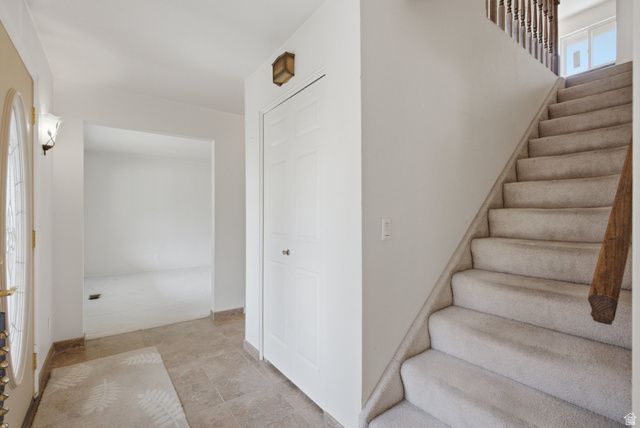 3006 W ROBINWOOD DR, Taylorsville, UT 84129