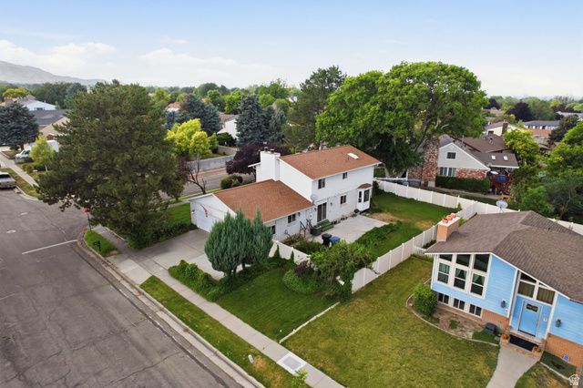 3006 W ROBINWOOD DR, Taylorsville, UT 84129
