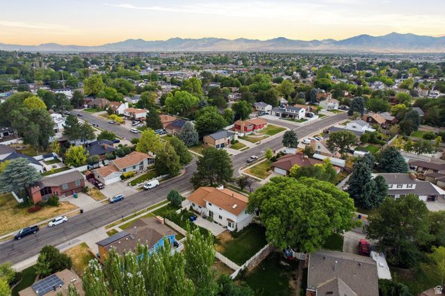 3006 W ROBINWOOD DR, Taylorsville, UT 84129