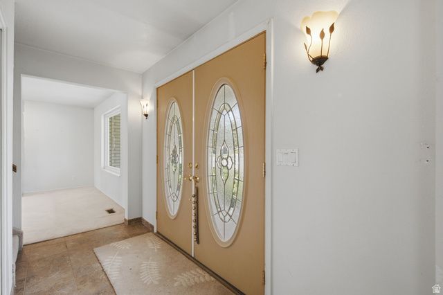 3006 W ROBINWOOD DR, Taylorsville, UT 84129