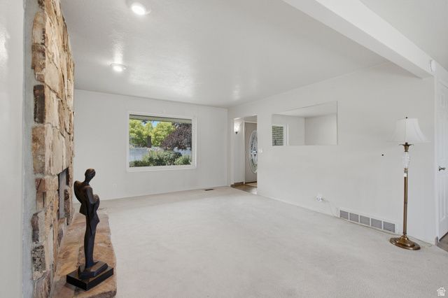 3006 W ROBINWOOD DR, Taylorsville, UT 84129
