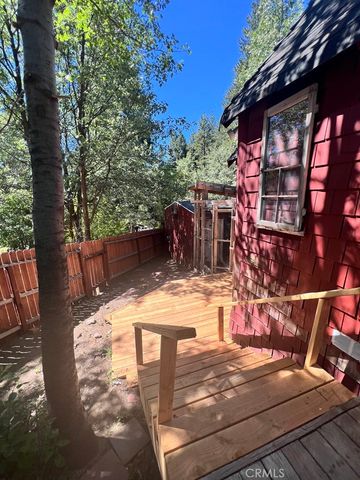31979 Encina, Running Springs, CA 92382