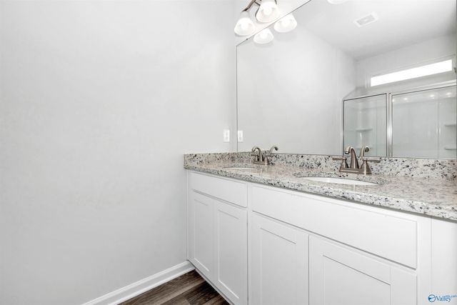 7209 Fox Glen Circle SE, Owens Cross Roads, AL 35763