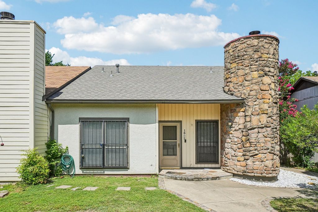 1502 Gailbrook Lane, Dallas, TX 75228
