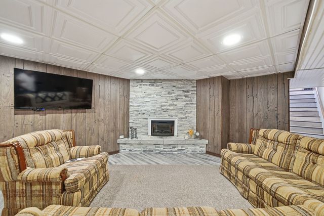 20W545 Moreland Avenue, Addison, IL 60101