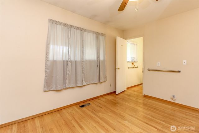 30208 27th Avenue S, Federal Way, WA 98003