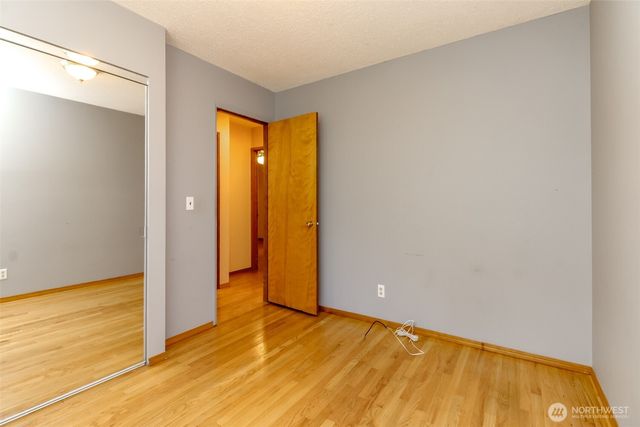30208 27th Avenue S, Federal Way, WA 98003