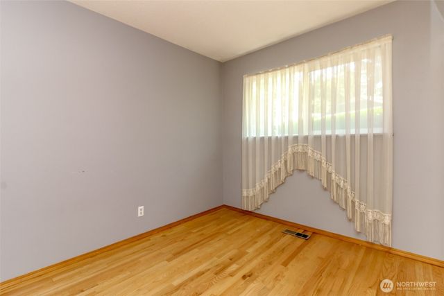 30208 27th Avenue S, Federal Way, WA 98003