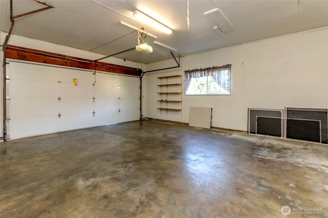 30208 27th Avenue S, Federal Way, WA 98003
