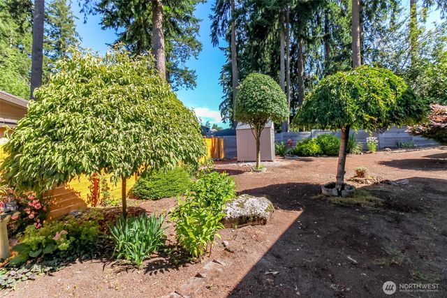 30208 27th Avenue S, Federal Way, WA 98003