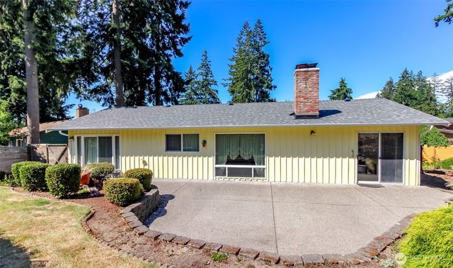 30208 27th Avenue S, Federal Way, WA 98003