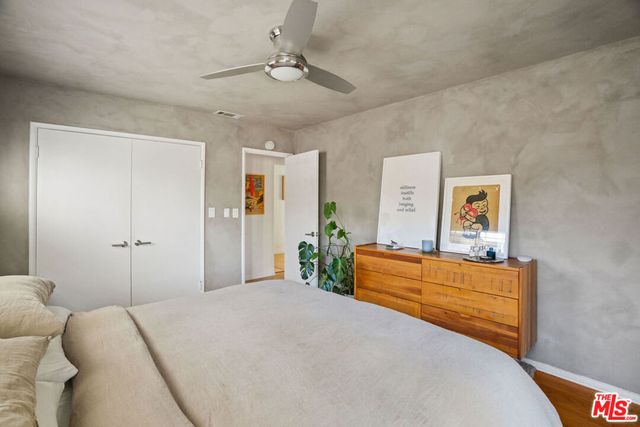 3488 Rosewood Avenue, Los Angeles, CA 90066