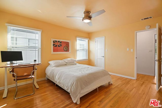 3488 Rosewood Avenue, Los Angeles, CA 90066