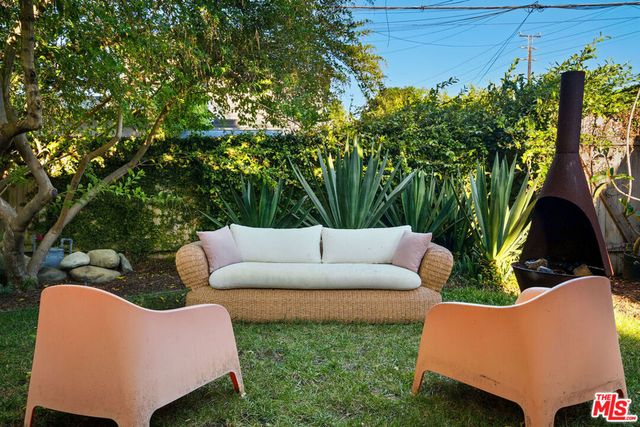 3488 Rosewood Avenue, Los Angeles, CA 90066