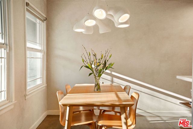 3488 Rosewood Avenue, Los Angeles, CA 90066