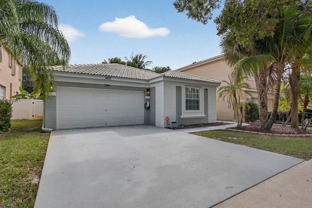 1475 Running Oak Lane, Royal Palm Beach, FL 33411