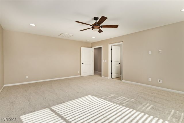 8637 Sparrow Desert Avenue, Las Vegas, NV 89148