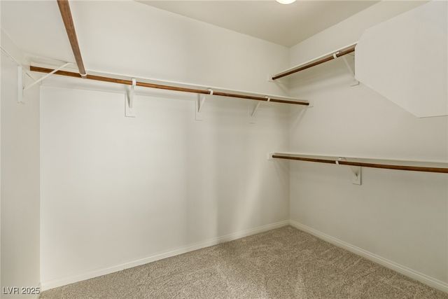 8637 Sparrow Desert Avenue, Las Vegas, NV 89148