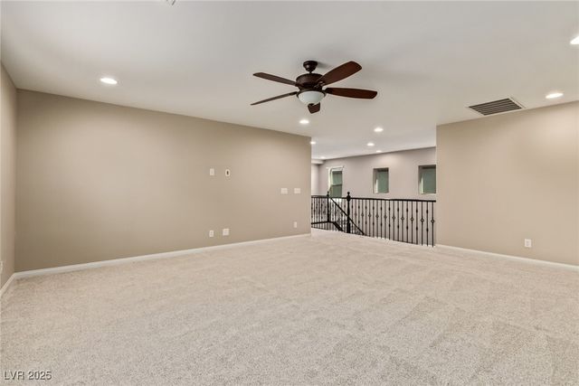 8637 Sparrow Desert Avenue, Las Vegas, NV 89148