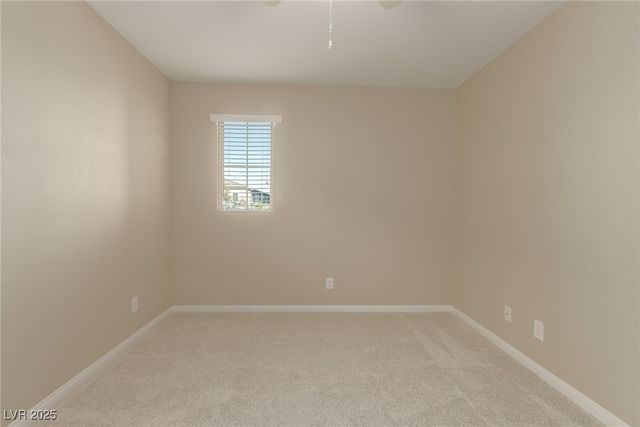 8637 Sparrow Desert Avenue, Las Vegas, NV 89148