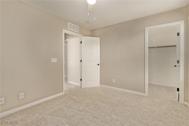 8637 Sparrow Desert Avenue, Las Vegas, NV 89148
