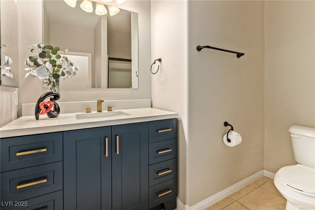 8637 Sparrow Desert Avenue, Las Vegas, NV 89148