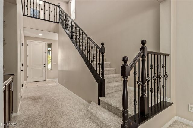 8637 Sparrow Desert Avenue, Las Vegas, NV 89148