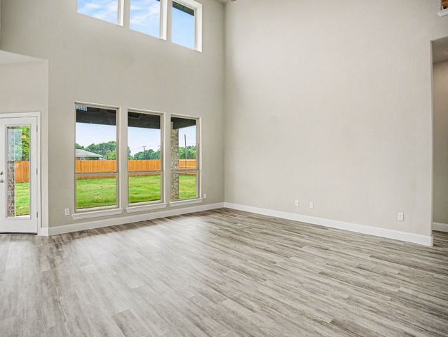 732 Candace Drive, Desoto, TX 75115