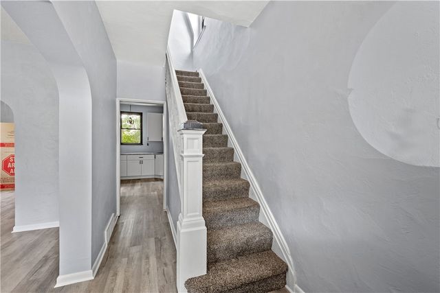 1614 Westmont, Carrick, PA 15210