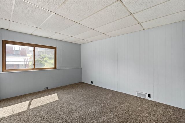 1614 Westmont, Carrick, PA 15210