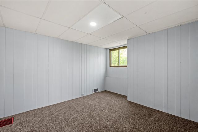 1614 Westmont, Carrick, PA 15210