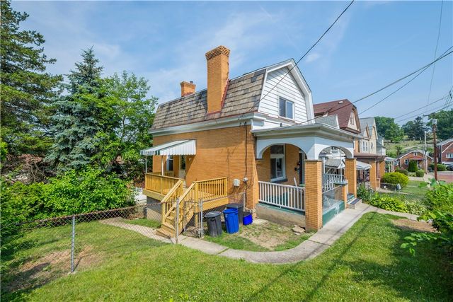 1614 Westmont, Carrick, PA 15210