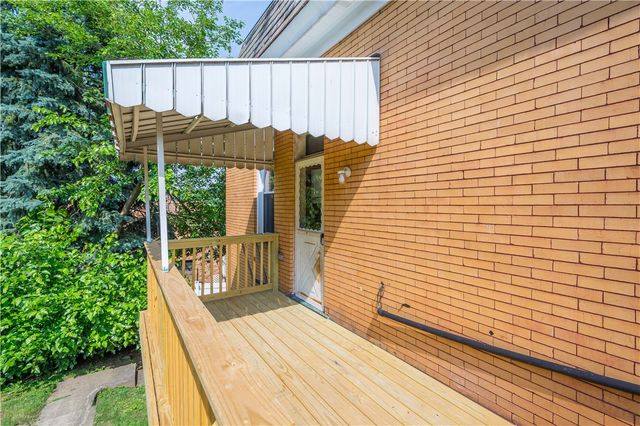 1614 Westmont, Carrick, PA 15210