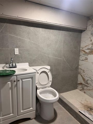 433 Jerome St., Brooklyn, NY 11207