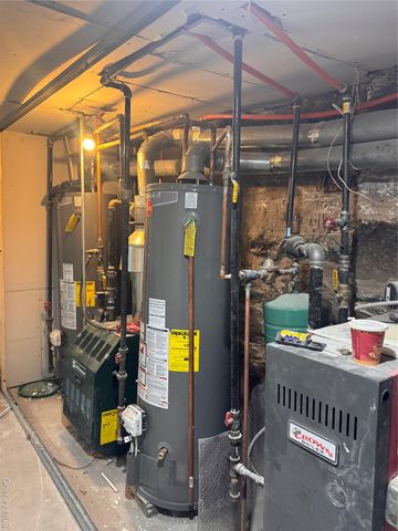 433 Jerome St., Brooklyn, NY 11207