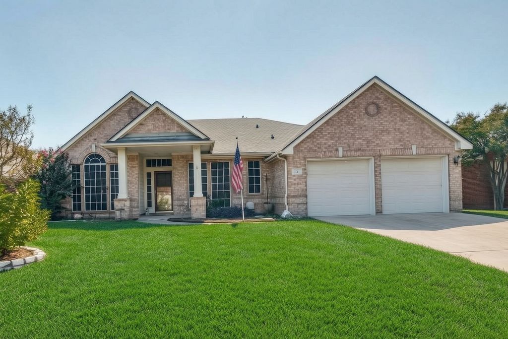 12 Laura Elizabeth Court, Mansfield, TX 76063 — exterior