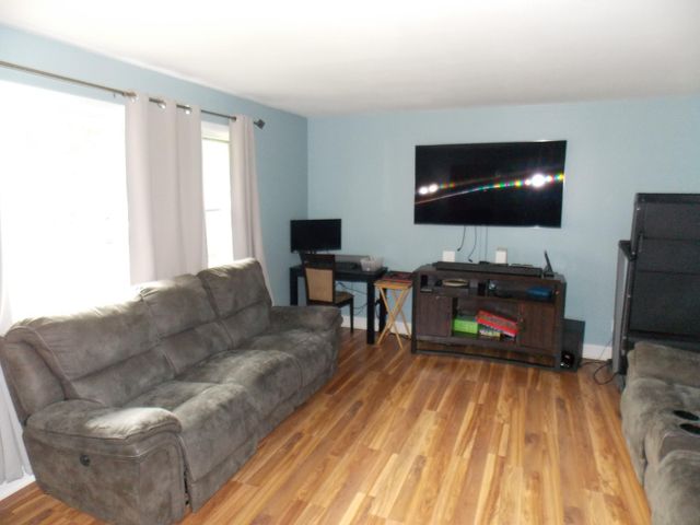 9380 Mckinley Street, Crown Point, IN 46307