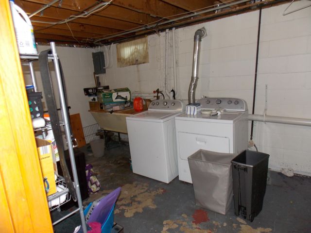 9380 Mckinley Street, Crown Point, IN 46307