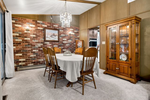 132 VALHALLA Drive, Poplar Grove, IL 61065