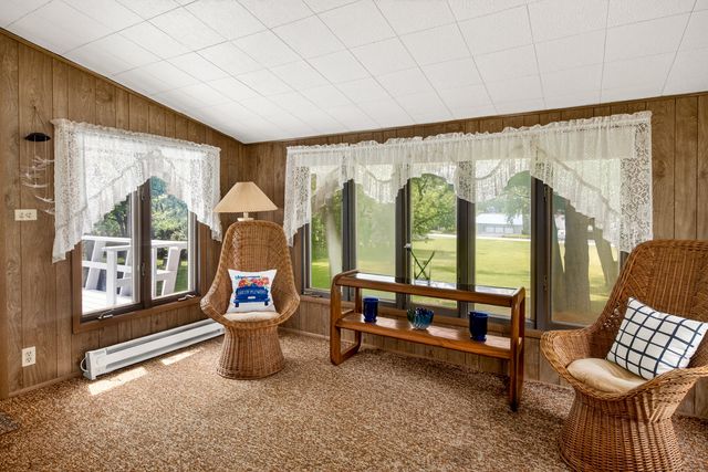 132 VALHALLA Drive, Poplar Grove, IL 61065