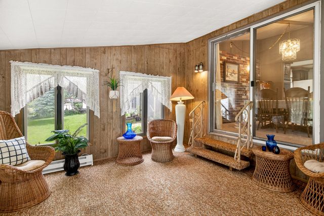 132 VALHALLA Drive, Poplar Grove, IL 61065