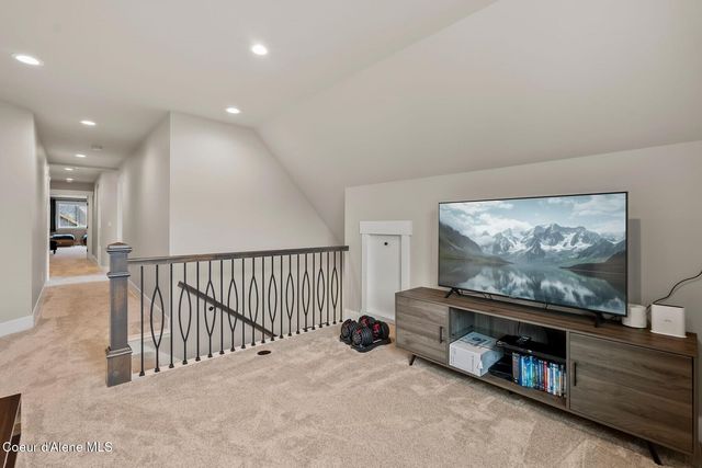 89 Sawyer Ave, Priest River, ID 83856