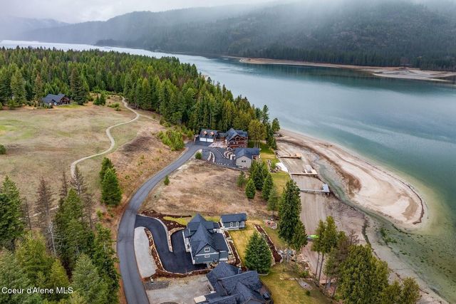 89 Sawyer Ave, Priest River, ID 83856