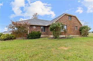 146 SE 180th Road, Warrensburg, MO 64093