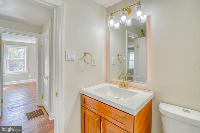 2333 BROWNING RD, Pennsauken, NJ 08110