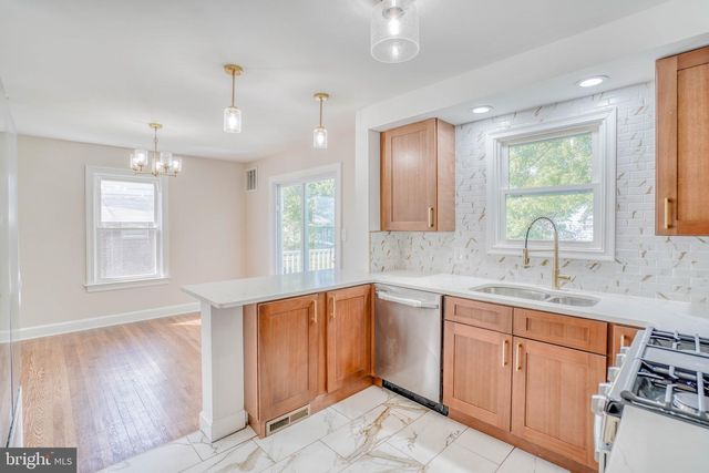 2333 BROWNING RD, Pennsauken, NJ 08110
