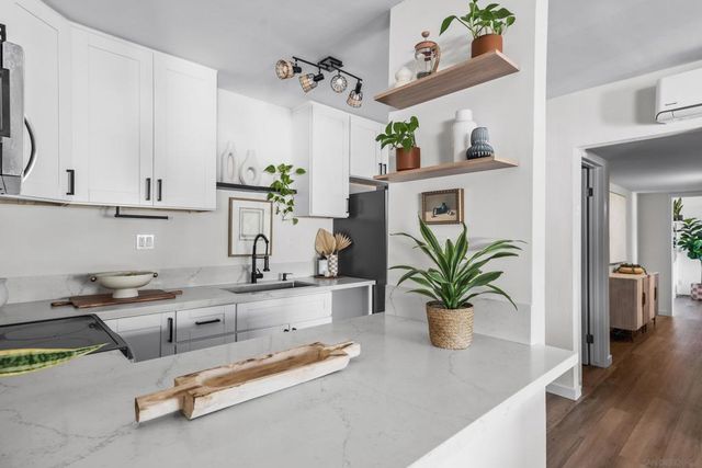 6851 Alvarado Rd 21, San Diego, CA 92120