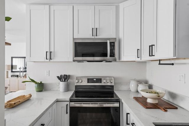 6851 Alvarado Rd 21, San Diego, CA 92120